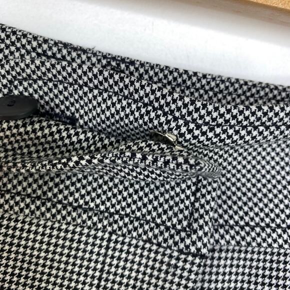 Ann Taylor LOFT Black Cream Micro Houndstooth Cropped Capri Pants Women's Size 4 - Picture 6 of 10